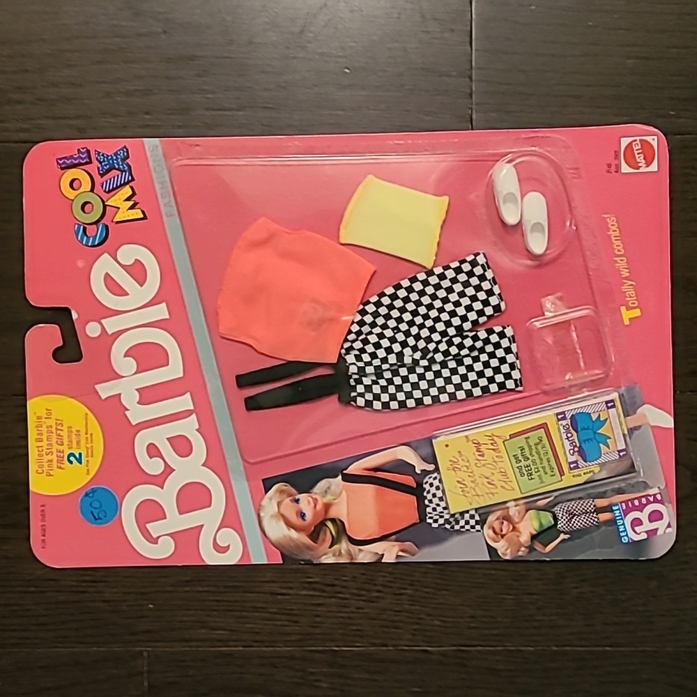 NIB Vintage Barbie clothing set